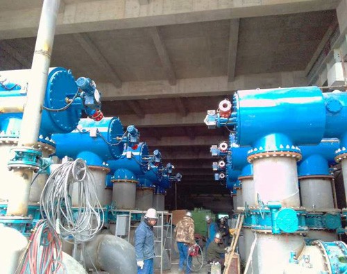 �ܵ�����ϴ�^�V��